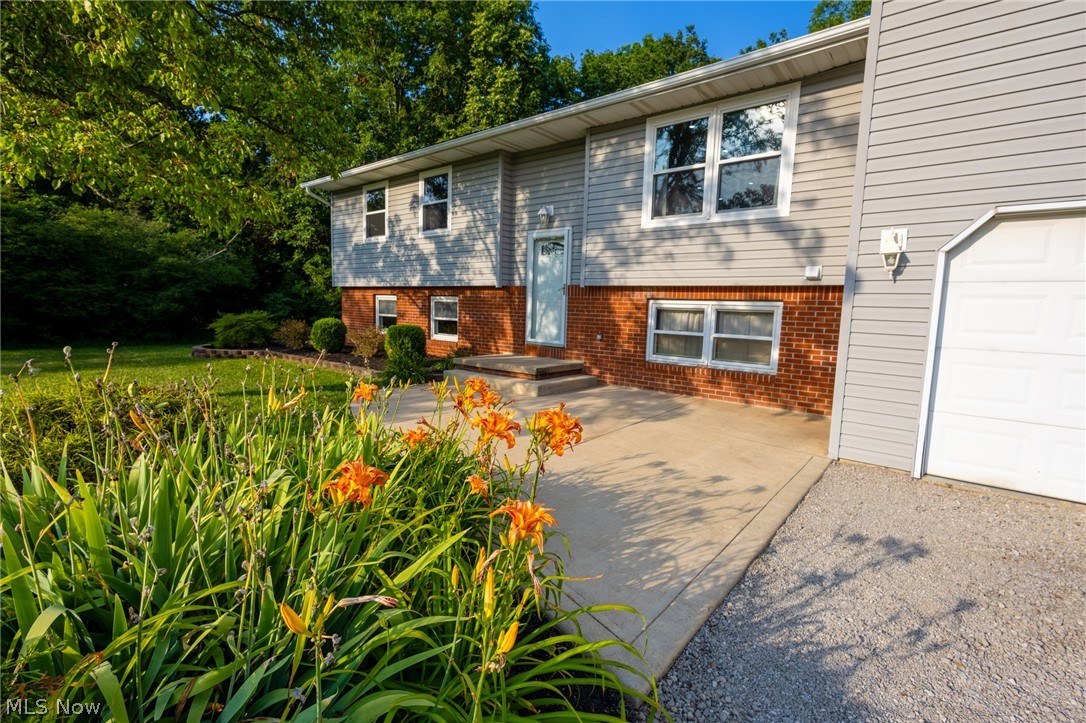 1007 Overlook Drive Willard OH 44890