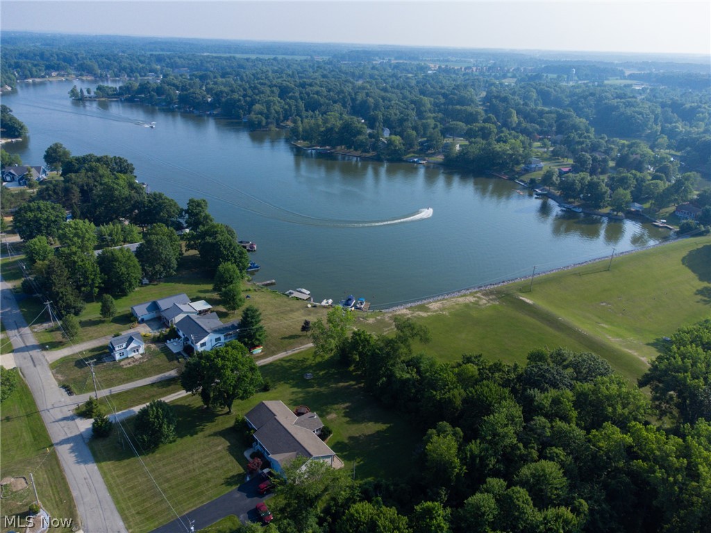 1007 Overlook Drive Willard OH 44890