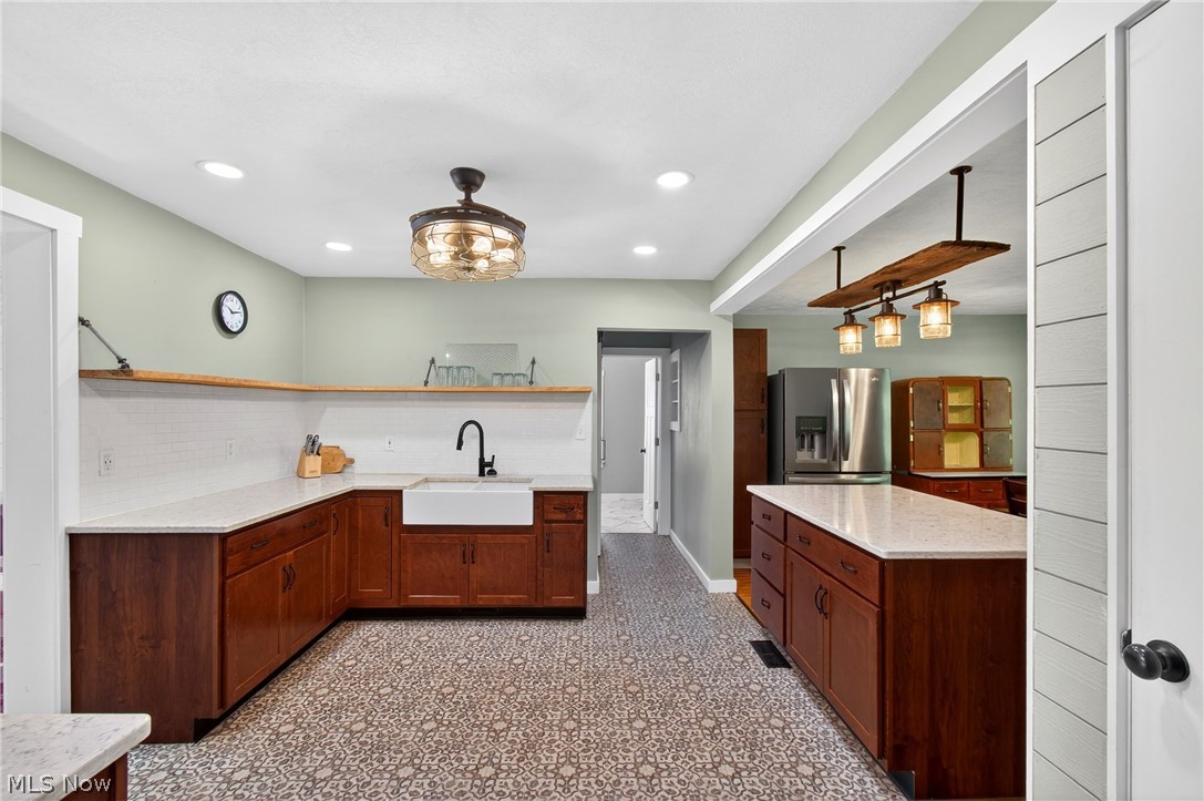 2480 Deerford Avenue SW Massillon OH 44647