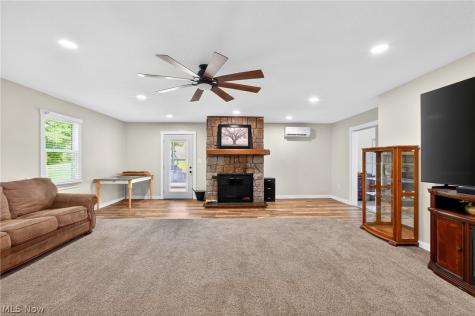 2480 Deerford Avenue SW Massillon OH 44647