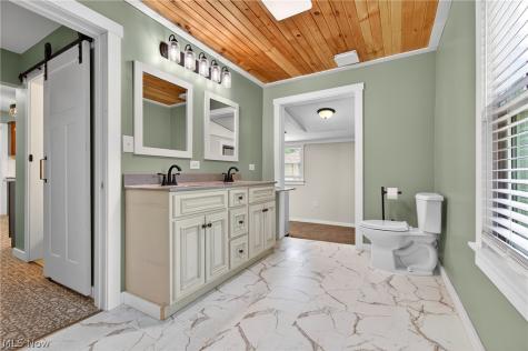 2480 Deerford Avenue SW Massillon OH 44647