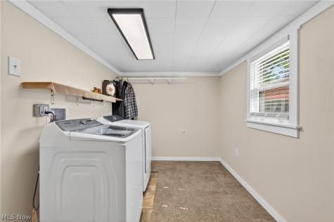 2480 Deerford Avenue SW Massillon OH 44647
