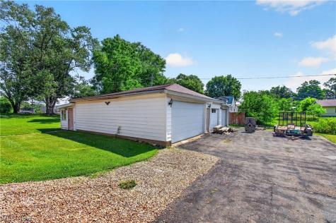 2480 Deerford Avenue SW Massillon OH 44647