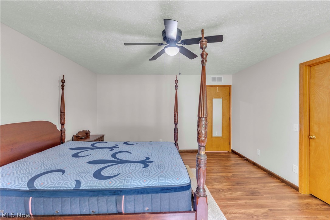 19757 Cross Trail S Strongsville OH 44136