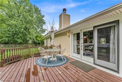 19757 Cross Trail S Strongsville OH 44136