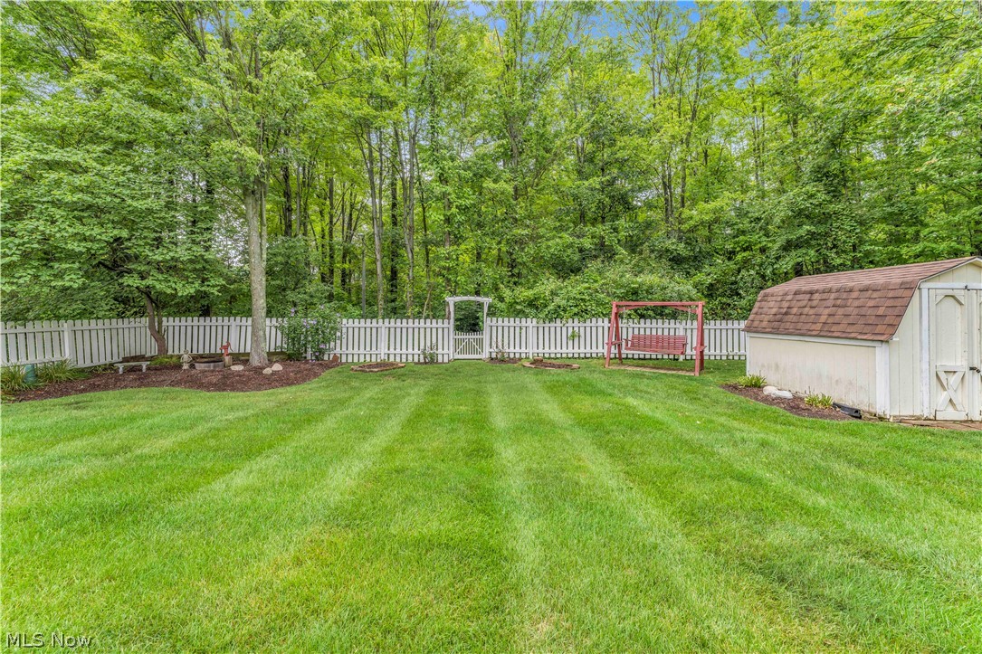 19757 Cross Trail S Strongsville OH 44136