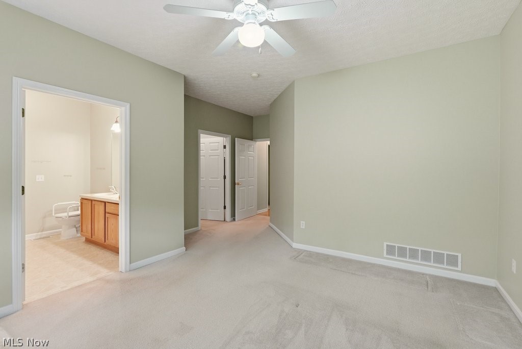 18269 River Valley Boulevard North Royalton OH 44133