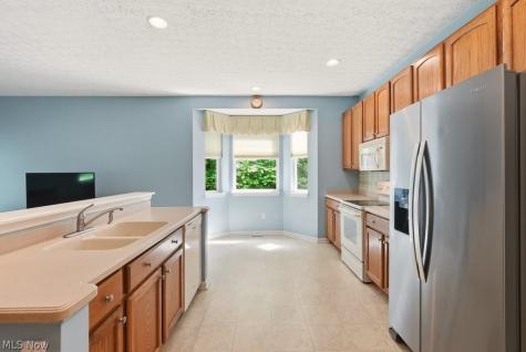 18269 River Valley Boulevard North Royalton OH 44133