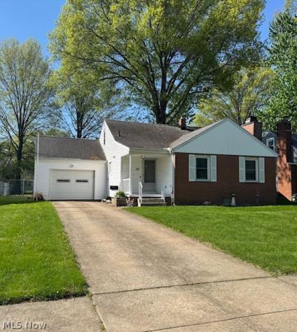 367 University Avenue Elyria OH 44035