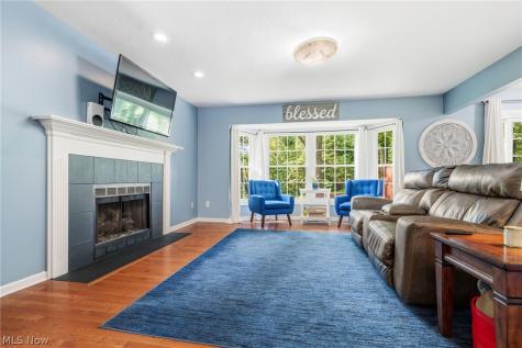 5265 Eastlake Street NW North Canton OH 44720