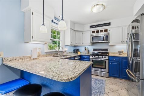5265 Eastlake Street NW North Canton OH 44720