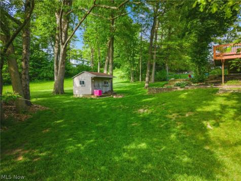 5265 Eastlake Street NW North Canton OH 44720