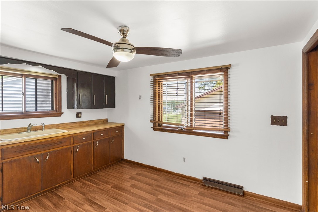 640 Tenney Avenue Campbell OH 44405