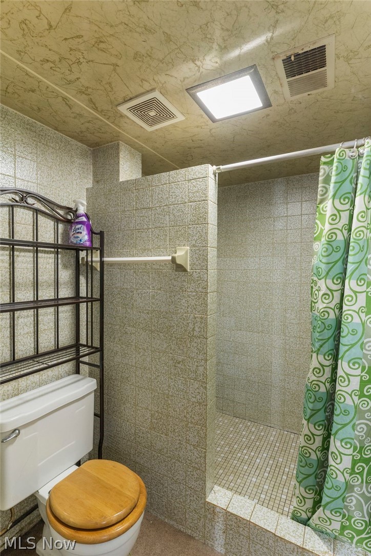 640 Tenney Avenue Campbell OH 44405