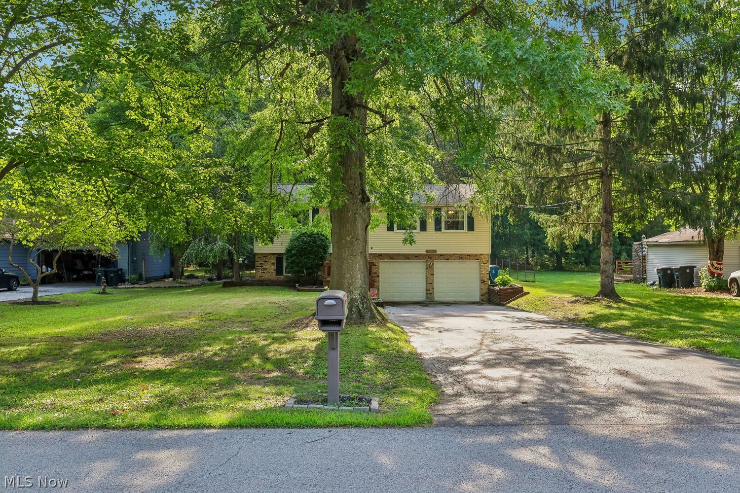 641 Rosegarden Drive Warren OH 44484