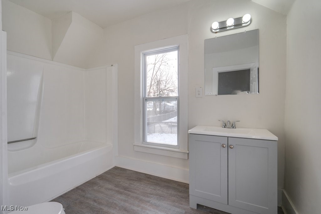 155 W Walnut Street Wadsworth OH 44281