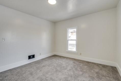 155 W Walnut Street Wadsworth OH 44281