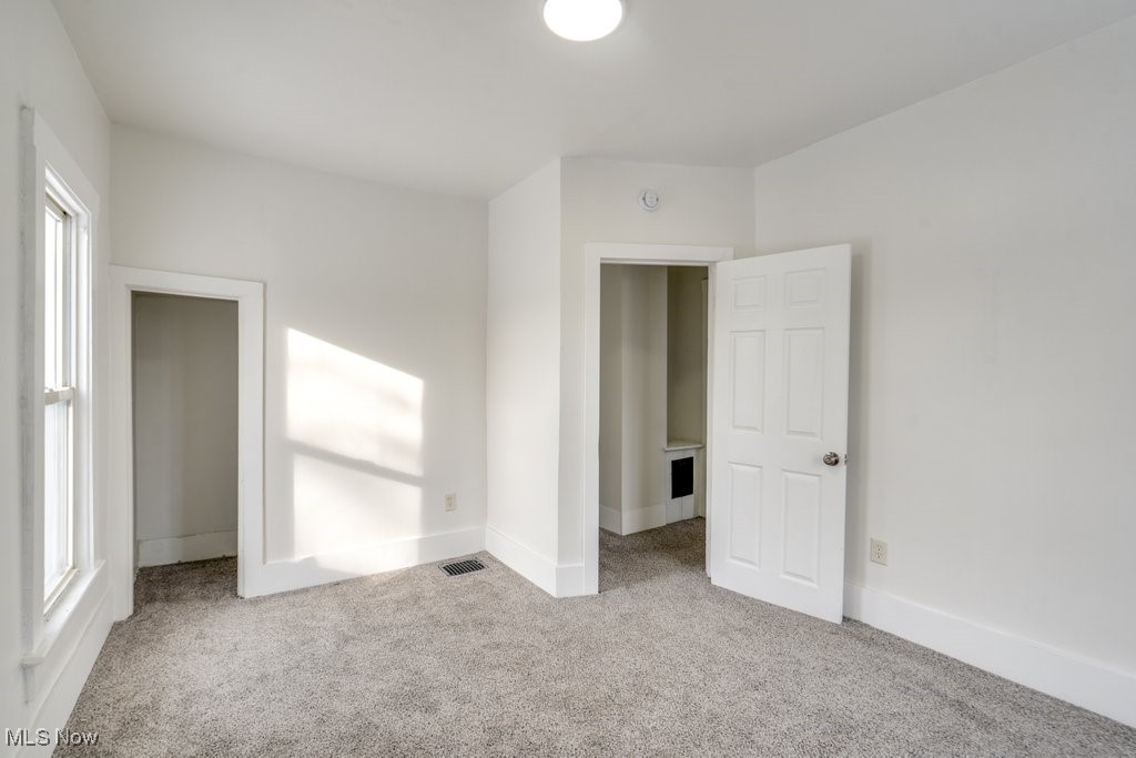 155 W Walnut Street Wadsworth OH 44281