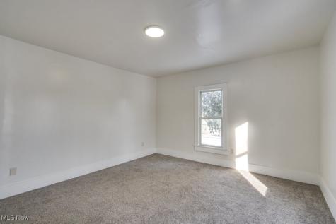155 W Walnut Street Wadsworth OH 44281