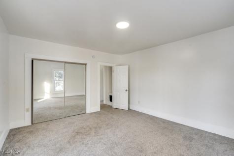 155 W Walnut Street Wadsworth OH 44281