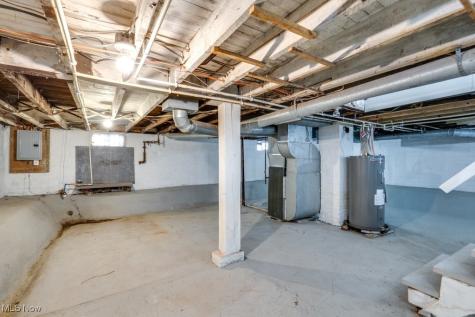 155 W Walnut Street Wadsworth OH 44281