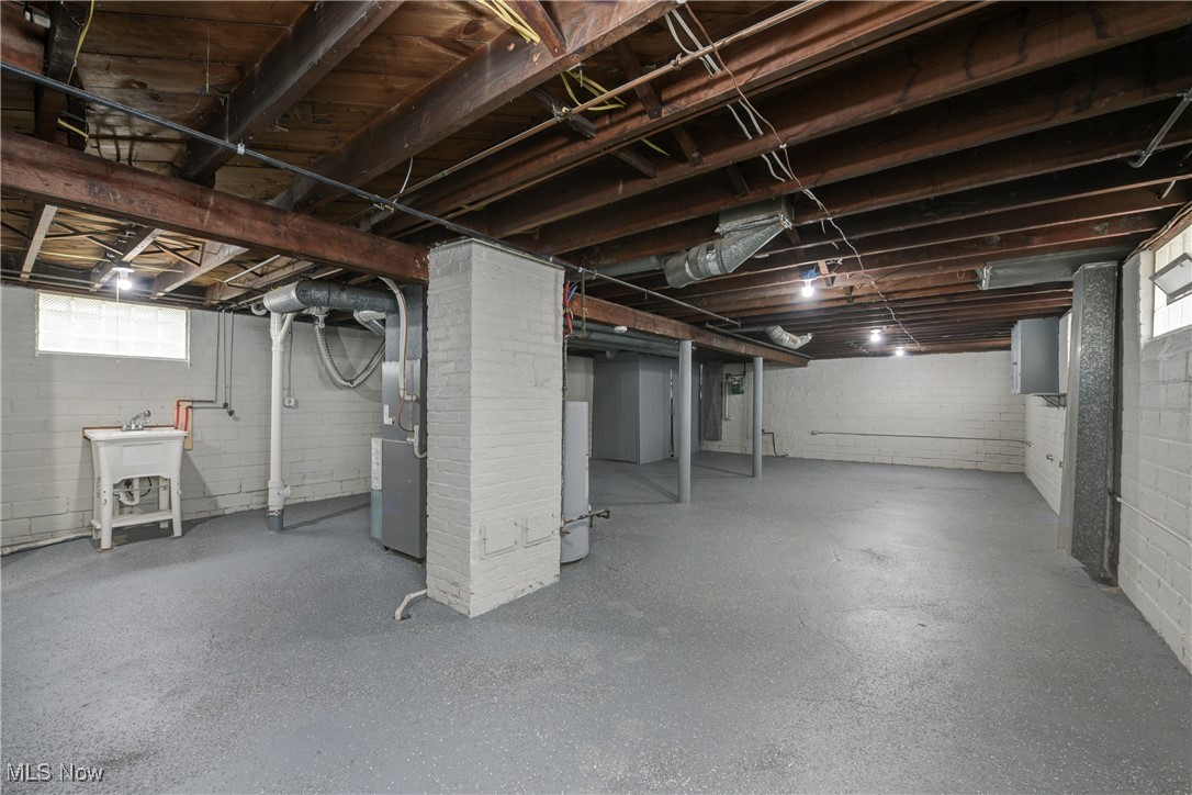 4040 W 158th Street Cleveland OH 44135