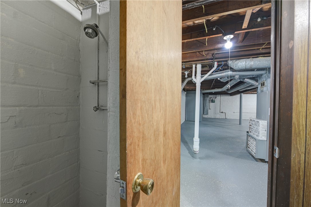 4040 W 158th Street Cleveland OH 44135