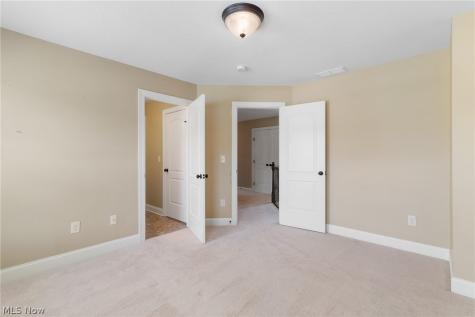 3901 Creekside Drive Uniontown OH 44685
