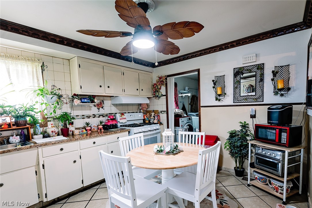 4624 Meadow Lane South Lorain OH 44055