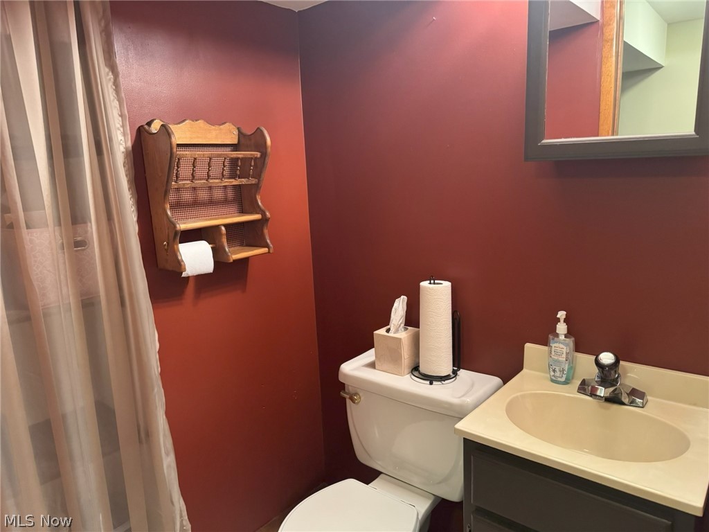 414 E Paige Avenue Barberton OH 44203