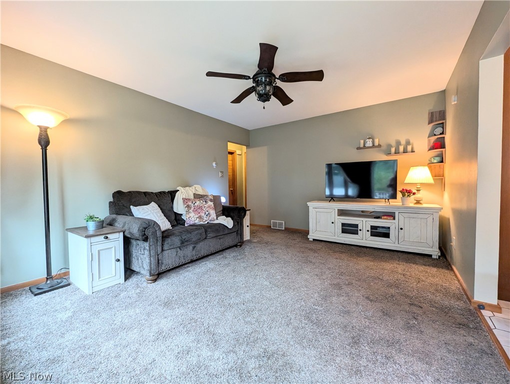 414 E Paige Avenue Barberton OH 44203
