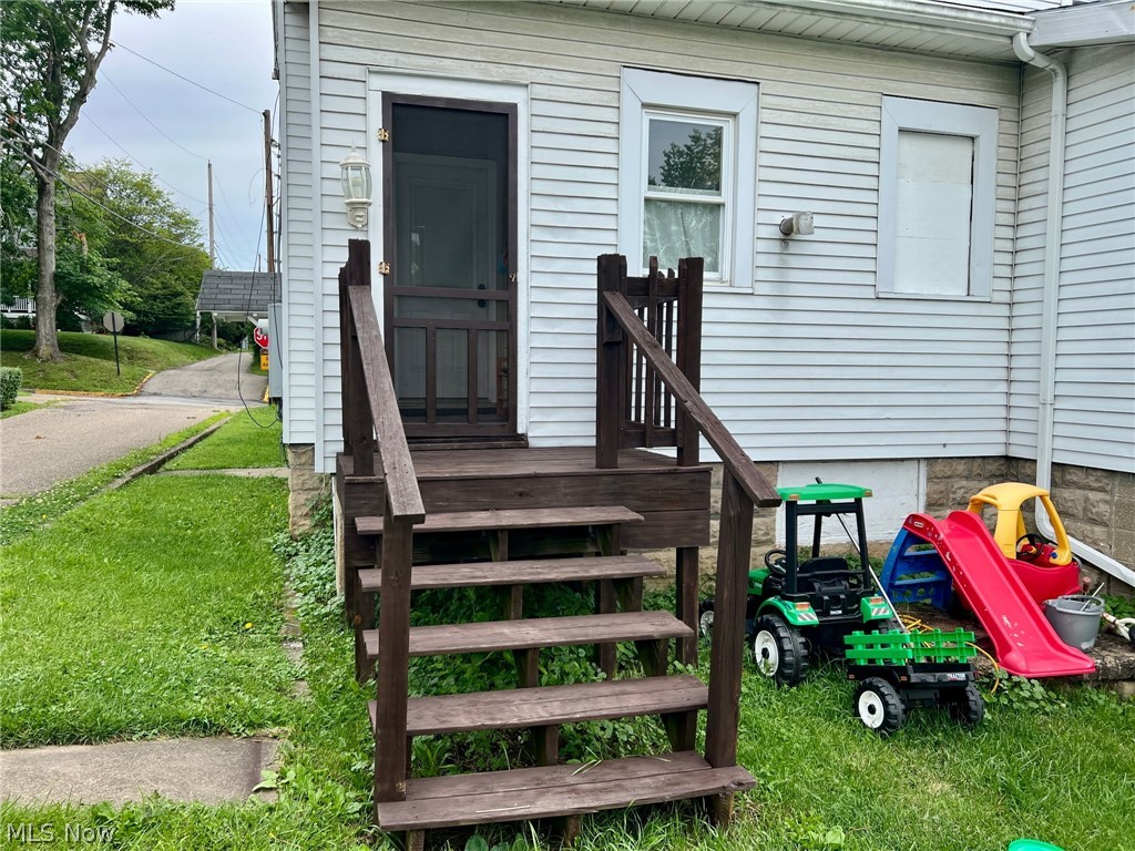 158 Montgomery Boulevard New Concord OH 43762