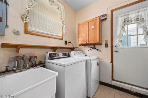 7790 Lewis Road Olmsted Falls OH 44138