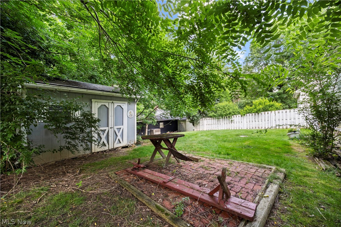 7790 Lewis Road Olmsted Falls OH 44138