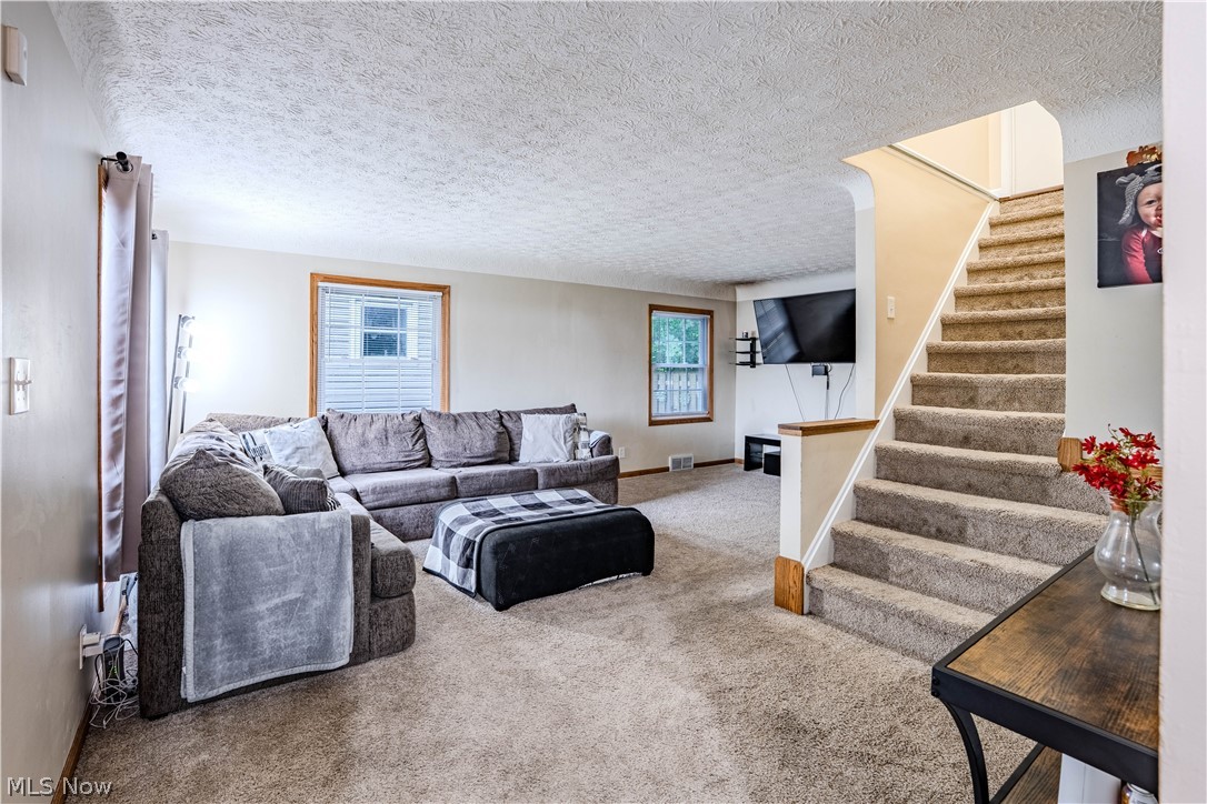 5703 Haverhill Avenue Parma OH 44129