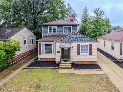 5703 Haverhill Avenue Parma OH 44129