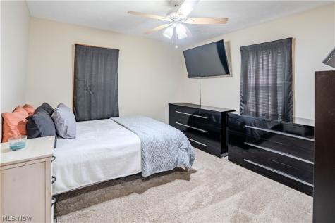 5703 Haverhill Avenue Parma OH 44129