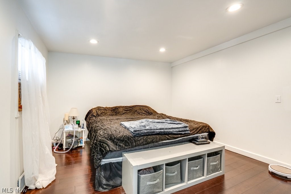 6095 Bell Avenue Hubbard OH 44425