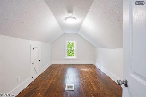 616 Rhodes Avenue Akron OH 44307