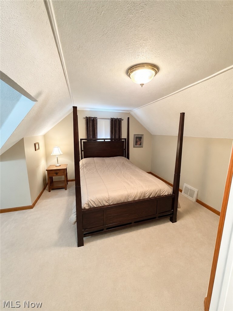5036 Claremont Boulevard Garfield Heights OH 44125