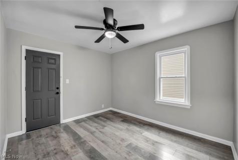15907 Walden Avenue Cleveland OH 44128