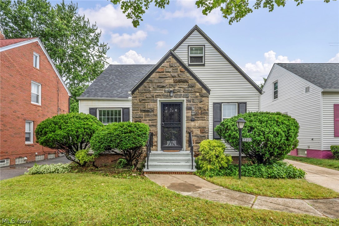 15907 Walden Avenue Cleveland OH 44128