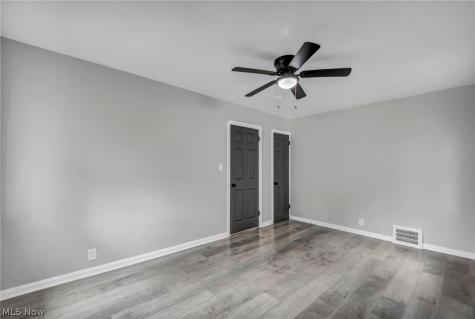 15907 Walden Avenue Cleveland OH 44128