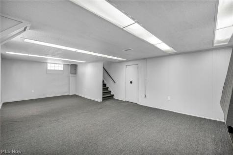 15907 Walden Avenue Cleveland OH 44128