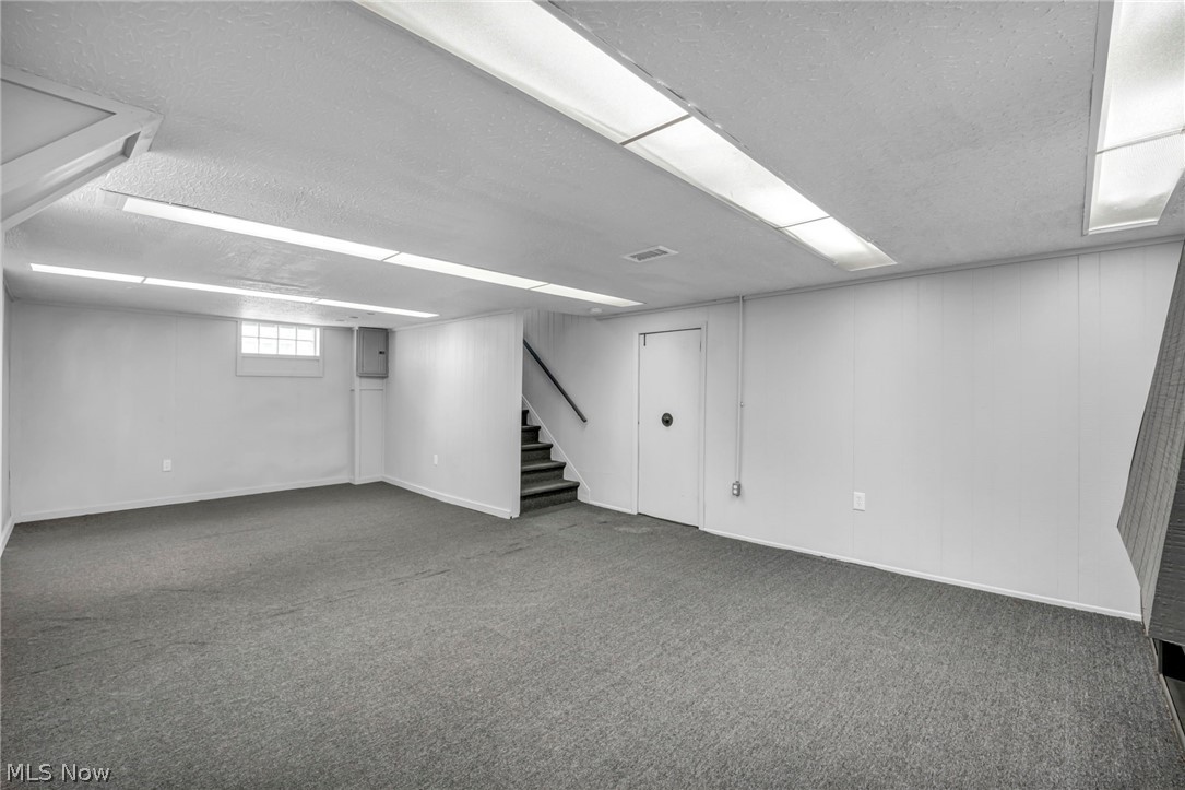 15907 Walden Avenue Cleveland OH 44128