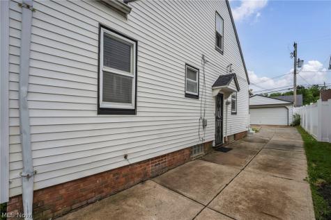 15907 Walden Avenue Cleveland OH 44128