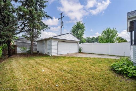 15907 Walden Avenue Cleveland OH 44128