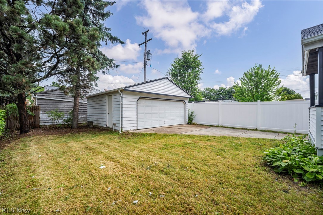 15907 Walden Avenue Cleveland OH 44128