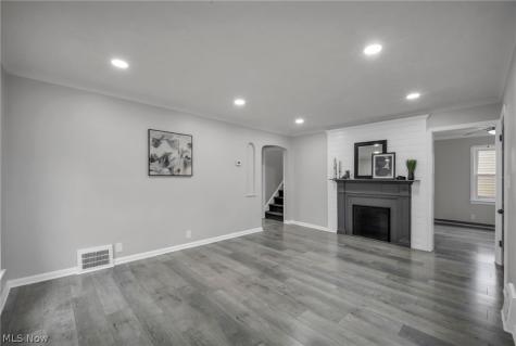 15907 Walden Avenue Cleveland OH 44128