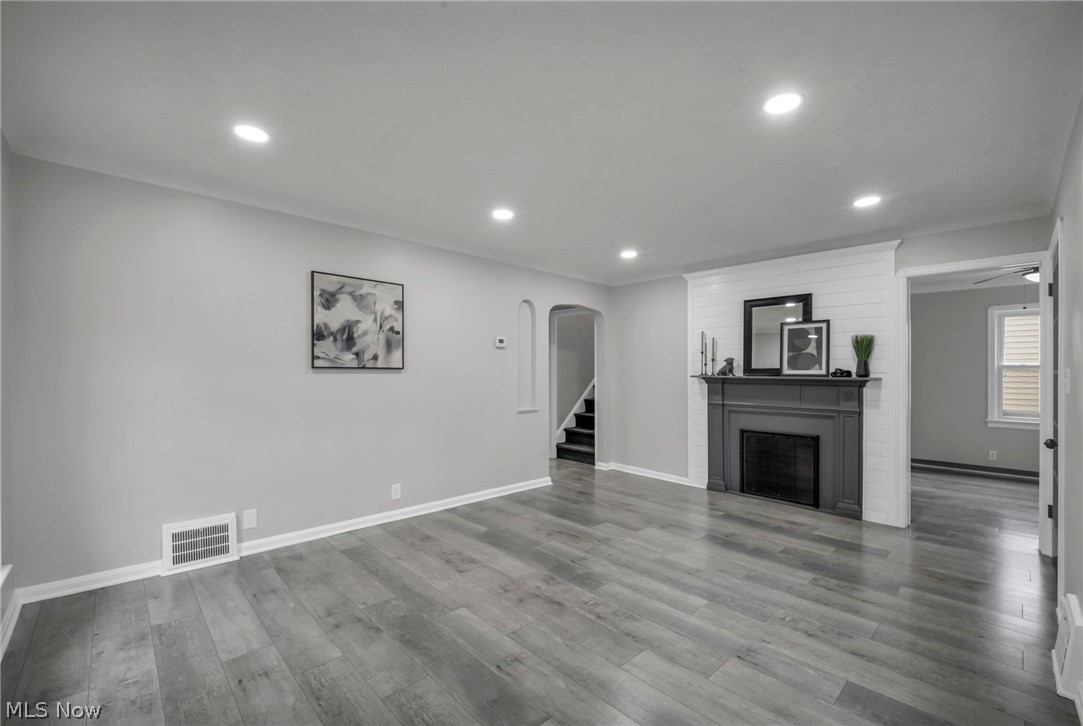 15907 Walden Avenue Cleveland OH 44128